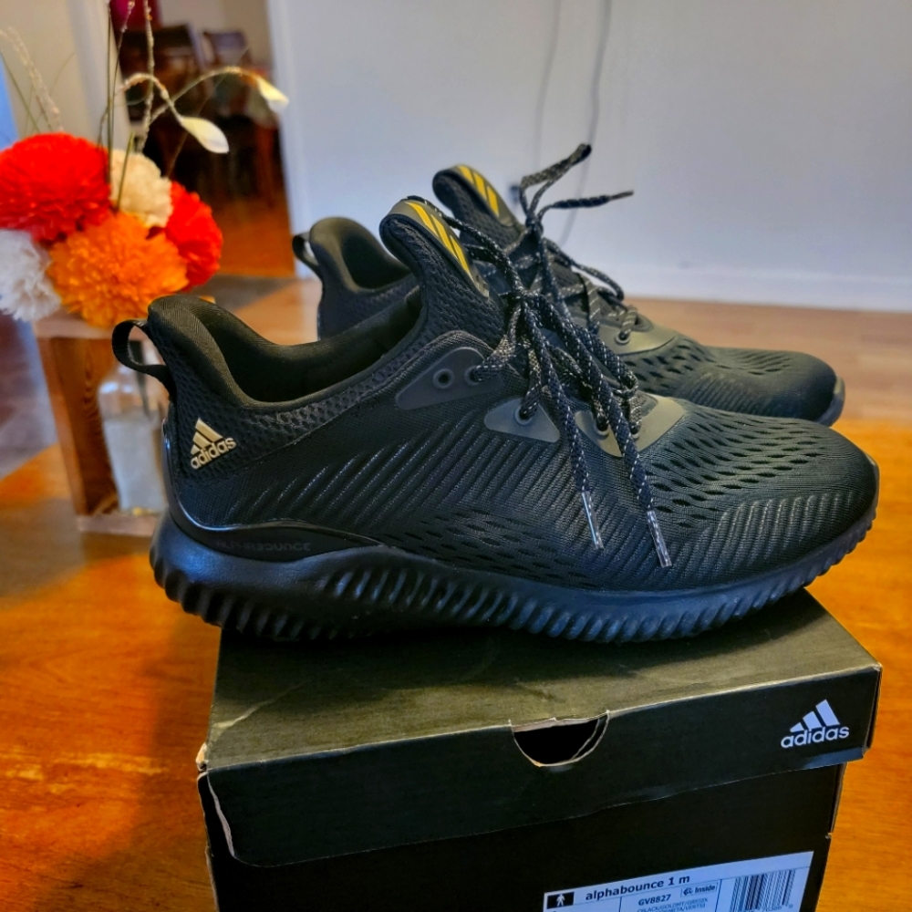 ADIDAS alphabounce - black